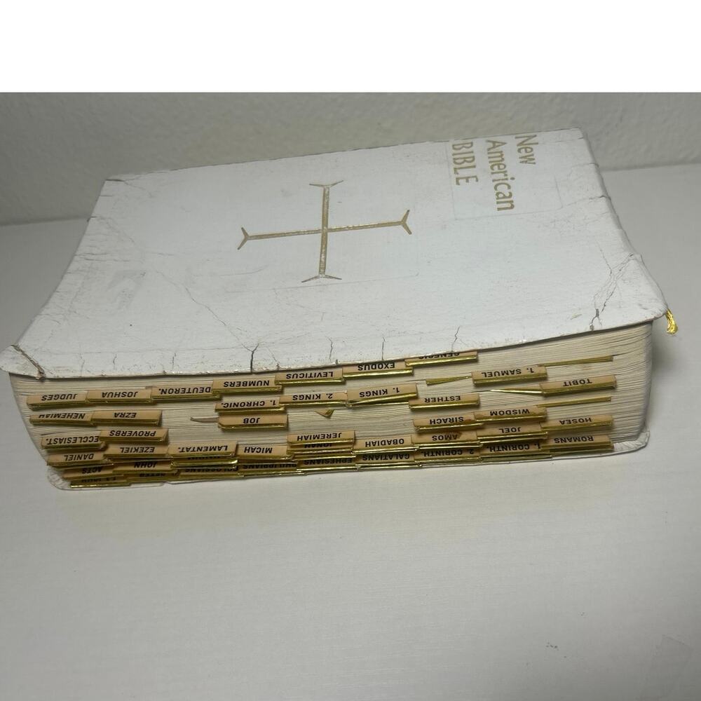 Vtg Saint Joseph Edition New American Bible Large Print Indexing Tabs Wht